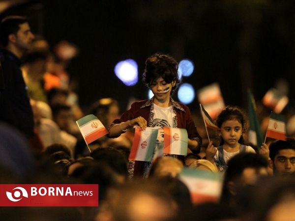 تماشای دیدار ایران و پرتغال - لاهیجان