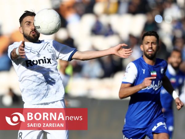 دیدار تیم های استقلال تهران - ملوان بندر انزلی