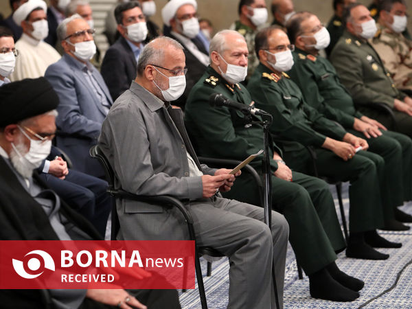 دیدار دست‌اندرکاران برگزاری کنگره شهدای استان قم با مقام معظم رهبری