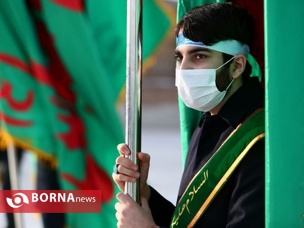 آیین تعویض پرچم گنبد مسجد مقدس جمکران