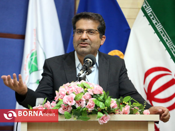 نشست ادبی «واژگان سرخ» در شیراز