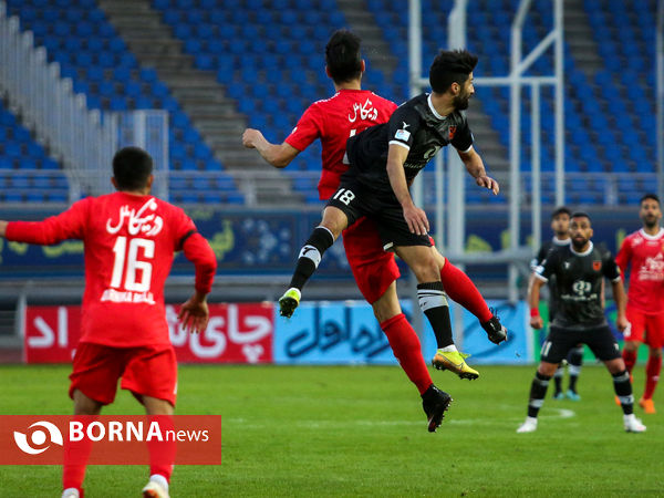 دیدار تیم های شهرخودرو مشهد و مس رفسنجان