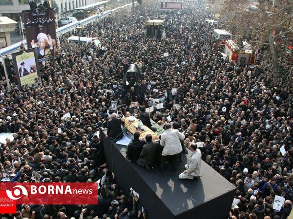 وداع+با+حضرت+آیت+الله+هاشمی+رفسنجانی+در+مقابل+دانشگاه+تهران-3