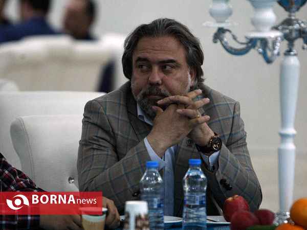 نشست صمیمی ورزشکاران و پیشکسوتان- ورزشگاه انقلاب