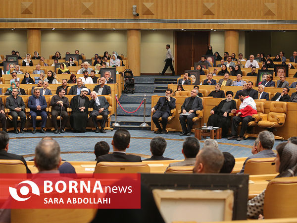 مراسم روز پزشک و داروسازی با حضور رییس جمهور