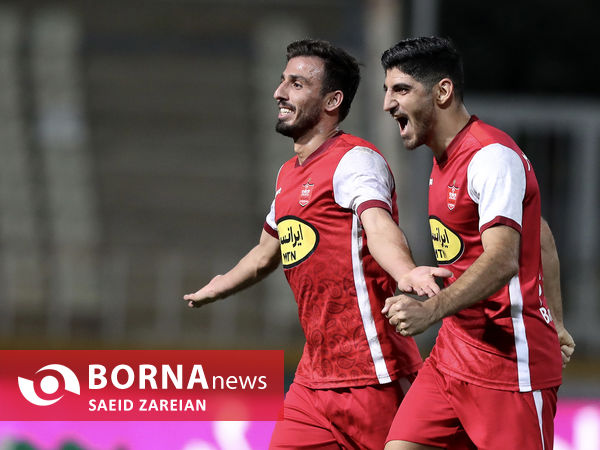 دیدار تیم های فوتبال هوادار - پرسپولیس