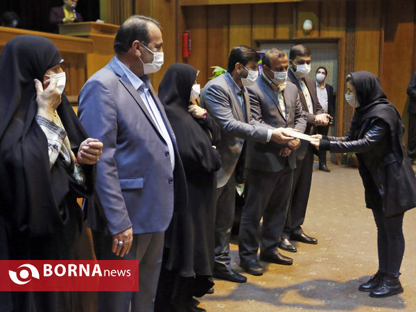 مراسم تجلیل از بانوان قهرمان مربیان ، داوران بین‌المللی استان فارس