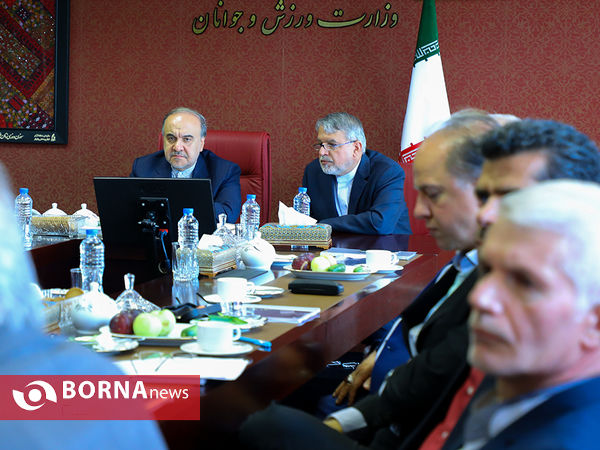 جلسه ارزیابی عملکرد کاروان ایران در بازی های آسیایی با حضور وزیر ورزش و جوانان