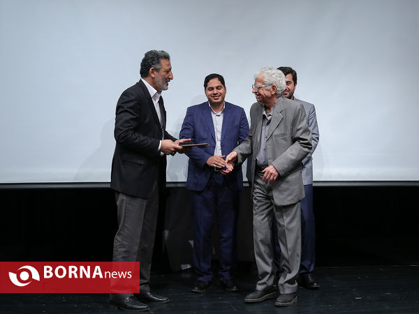 رونماییی از پوستر انیمیشن لوپوتو با حضور اکبرمنانی