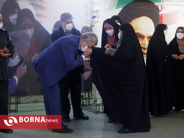 آیین تجلیل از مادران، همسران و خواهران شهدا به مناسبت روز مادر در شیراز