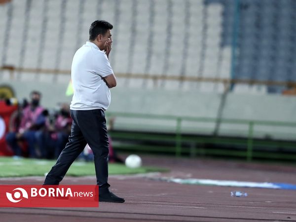 دیدار تیم های فوتبال پرسپولیس -  گل‌گهر