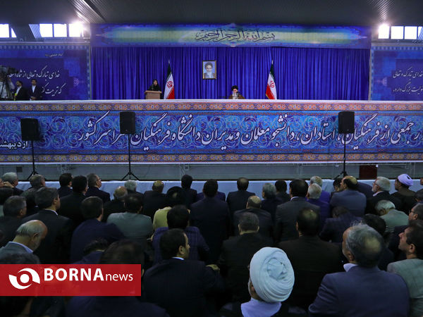 حضور رهبر معظم انقلاب در دانشگاه فرهنگیان