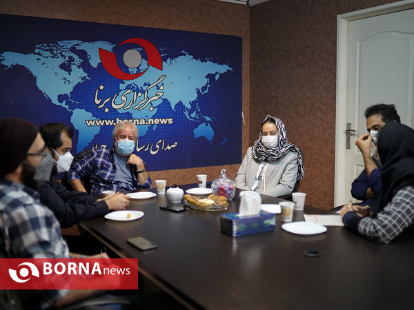 حضور عوامل تئاتر مستخدم در خبرگزاری برنا