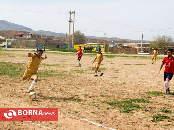 بازی فوتبال بهاره در روستای کلانتر