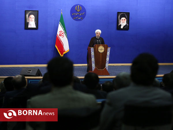 ضیافت افطار رییس جمهوری با اساتید و پزشکان