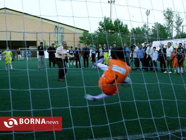 شادمانی کودکان کار در اختتامیه لیگ ورزشی کارما