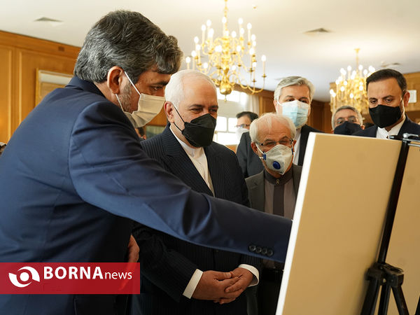 افتتاح نمایشگاه اسناد به مناسبت پنجاهمین سالگرد روابط دیپلماتیک ایران و چین