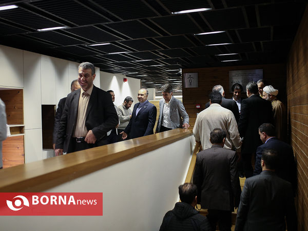 بازدید وزیر ورزش و جوانان از باشگاه تنیس آرشا