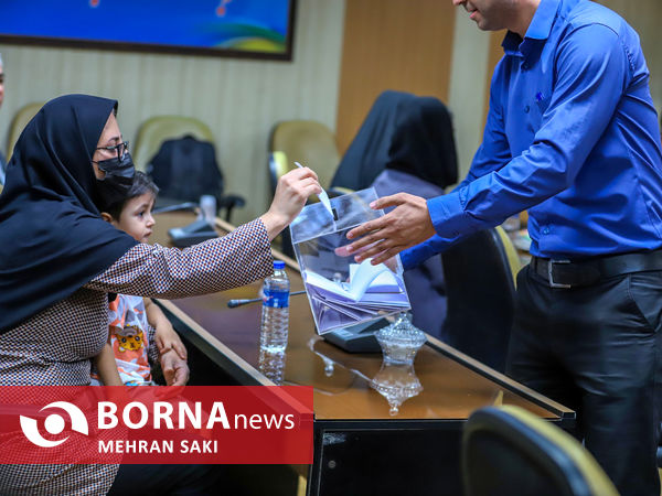 مجمع انتخاباتی رئیس هیئت تکواندو استان مرکزی