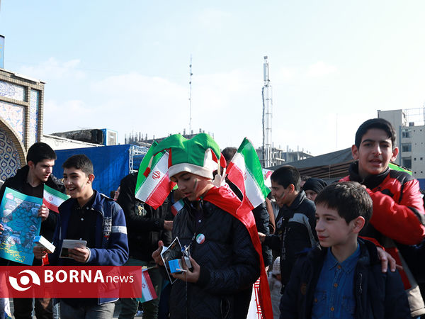 حضور شهردار و اعضای شورای شهر تهران در بیست و دو بهمن