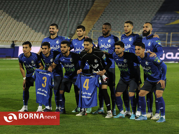 دیدار تیم های فوتبال استقلال - فجرسپاسی