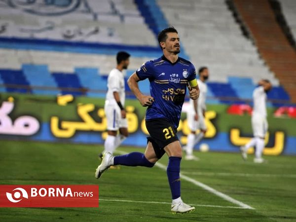 دیدار تیم های فوتبال استقلال- گل گهر سیرجان