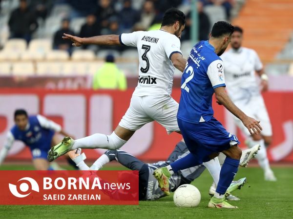 دیدار تیم های استقلال تهران -ملوان بندر انزلی