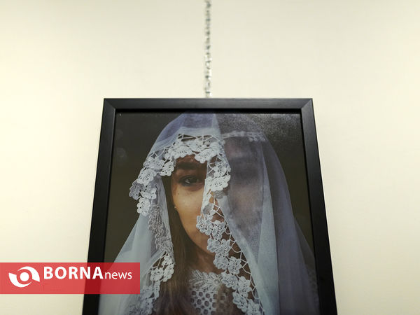 اولین نمایشگاه جمعی عکاسان مهاجر افغان