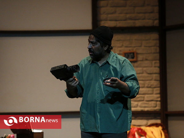 نمایش "شب طولانی یلدا"