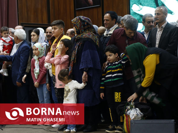 اکران مستند از تیرانا تا تهران