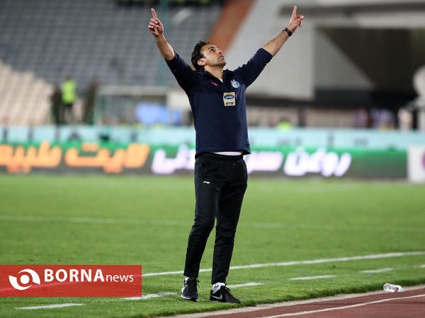 دیدار تیم های استقلال تهران - استقلال خوزستان
