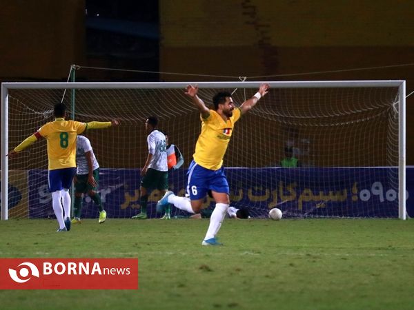 دیدار تیم های فوتبال صنعت نفت - آلومینیوم