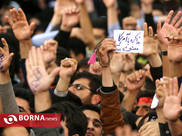 دیدار دانش‌آموزان و دانشجویان با رهبر انقلاب