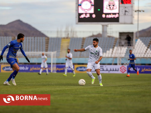 دیدار تیم های فوتبال آلومینیوم اراک- گل گهر سیرجان