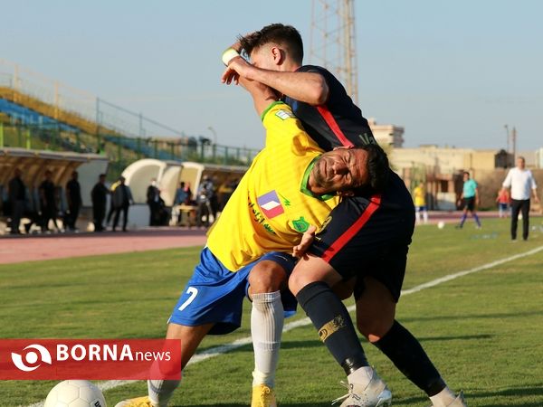 دیدار تیم های فوتبال صنعت نفت - نساجی