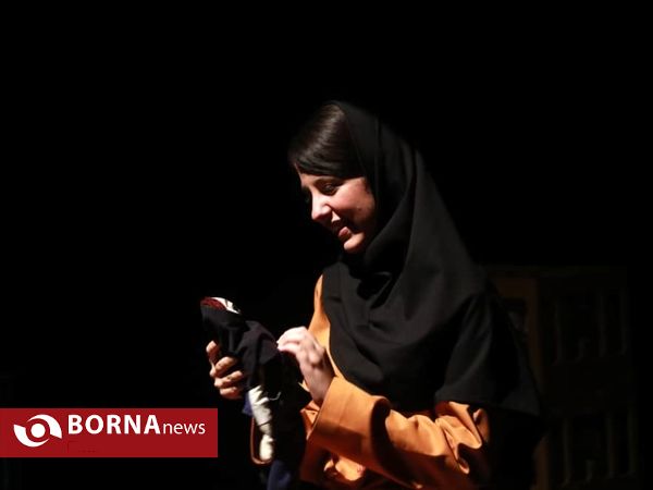 اجرای تئاتر «با خودت برقص» در شیراز