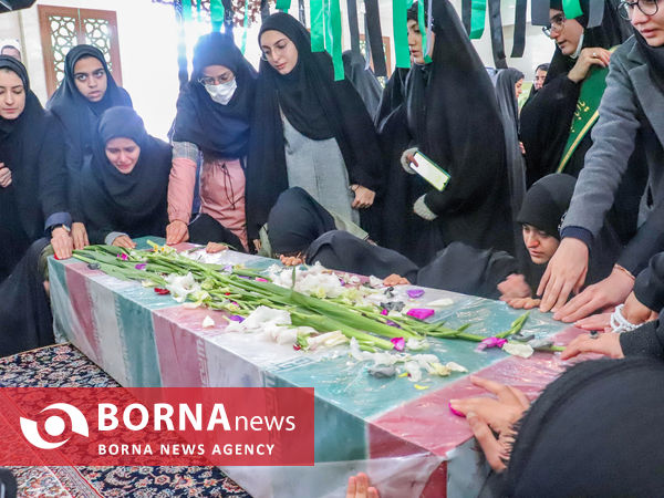 استقبال دانشجویان از شهید گمنام