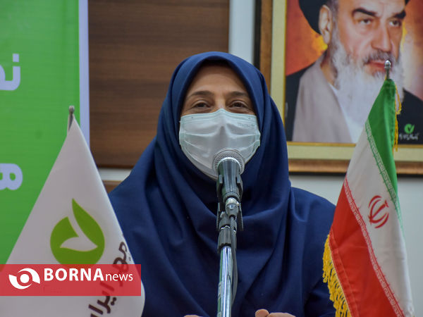 دومین مرحله اهداء اقلام پزشکی بانک مهر استان مرکزی به حوزه ی سلامت