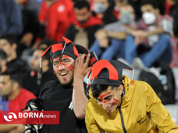 دیدار تیم های فوتبال نساجی - مس کرمان