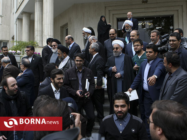 آخرین جلسه هیات دولت در سال 1394