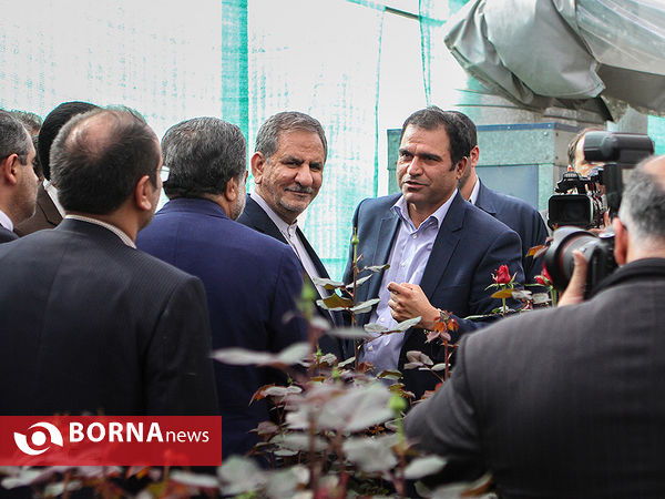 بازدید معاون اول رئیس جمهوری از چند پروژه کشاورزی و صنعتی در شهرستان رباط کریم