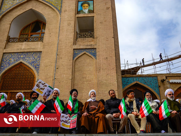 حماسه حضور مردم اصفهان در چهلمین سالگرد پیروزی انقلاب اسلامی