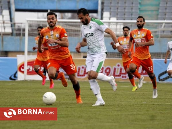 دیدار تیم های فوتبال آلومینیوم اراک - سایپا