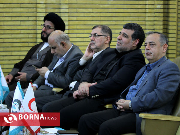 امضای تفاهم نامه و اعطای پروانه بین المللی استاندارد به مجتمع دارویی هلال