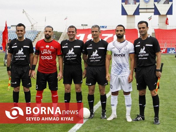 دیدار تیم های فوتبال ملوان بندرانزلی _تراکتور تبریز