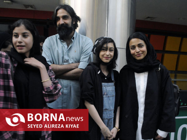 اکران فیلم سینمایی« شب طلایی »