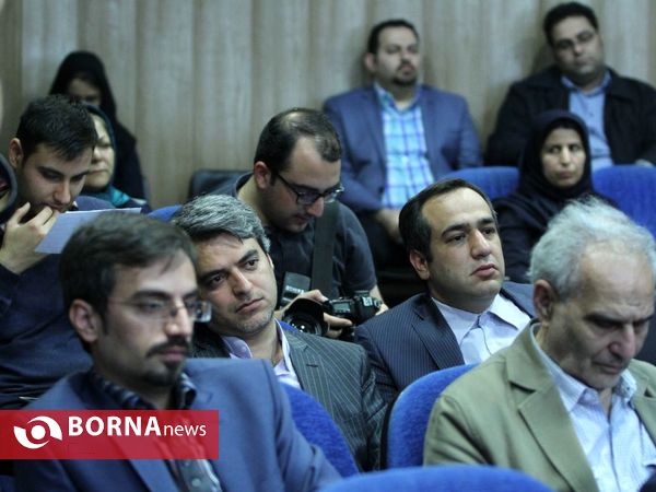 رونمایی از کتاب شام آخر در وین