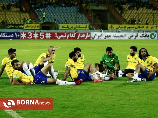 حواشی صنعت نفت آبادان - پیکان تهران