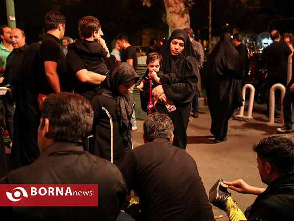 شب هشتم محرم در محله "چهارراه آبسردار تهران"