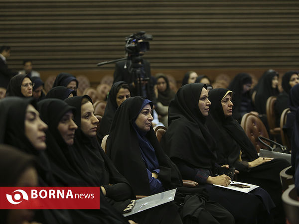 نشست تخصصی تبیین راهبردهای ورزش بانوان